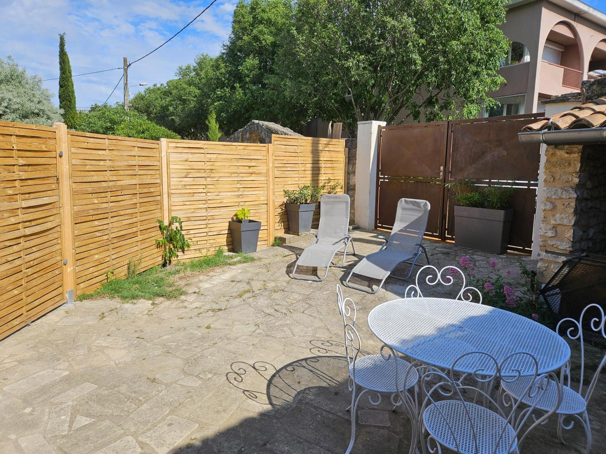 Apartment A Louer A Les Avignon *